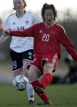 阿尔及利亚女足在比赛中展现出色